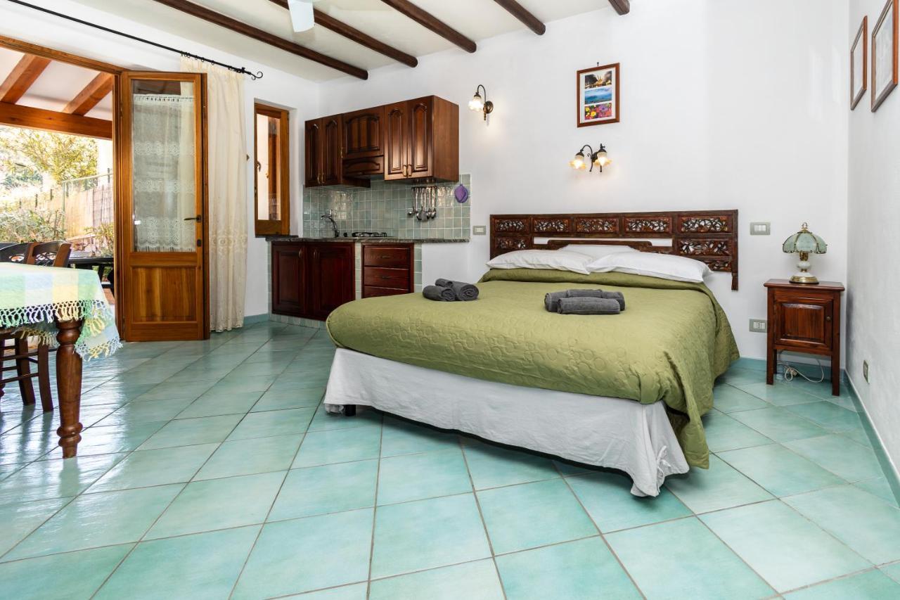 Lauricella Bed And Breakfast Lípara Exterior foto