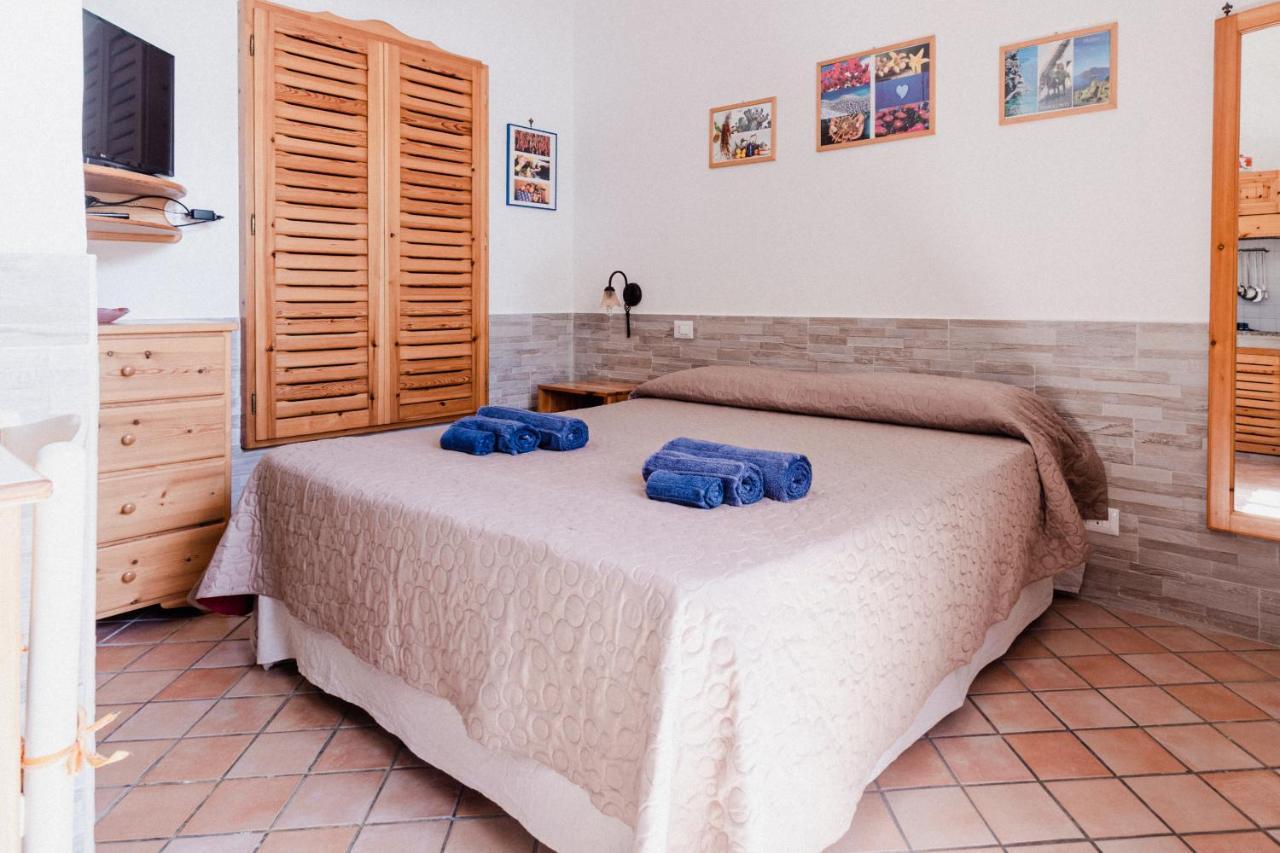 Lauricella Bed And Breakfast Lípara Exterior foto